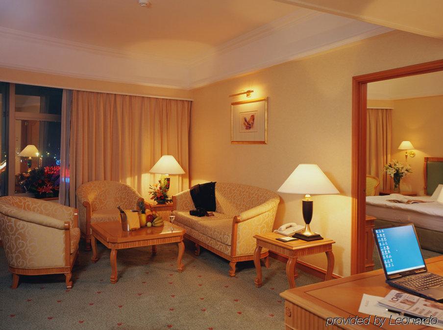 Celebrity International Grand Hotel Beijing Room photo